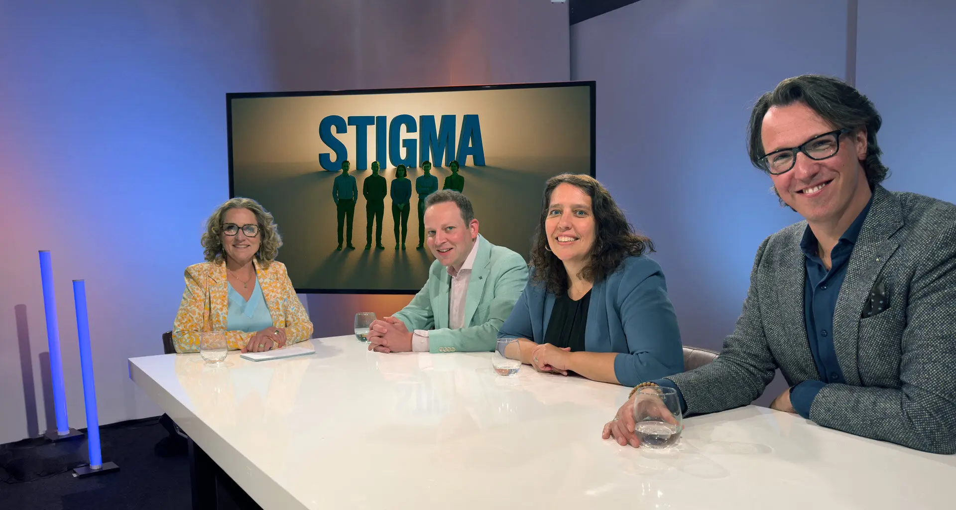 Talkshow Stigma op de werkvloer met experts zoals Hanneke Felten (Movisie), Thomas Pruijssen (Sterk door Werk)